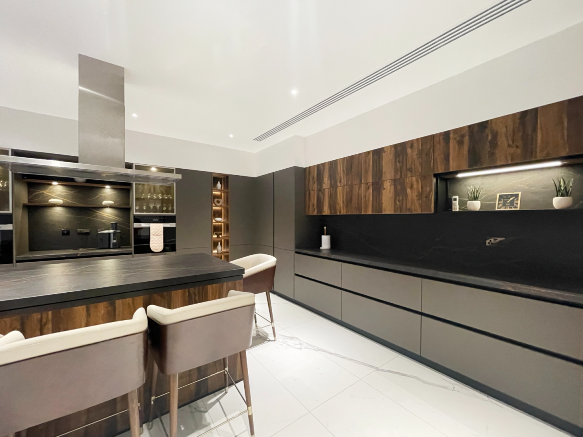A Look At Kitchen Showrooms